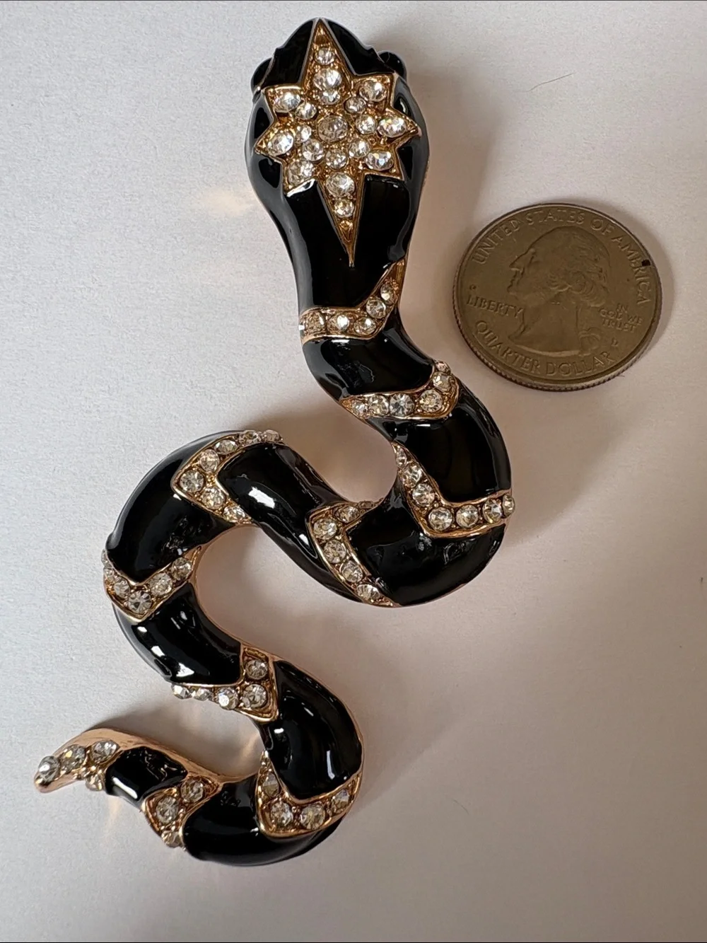 N/A elegant snake